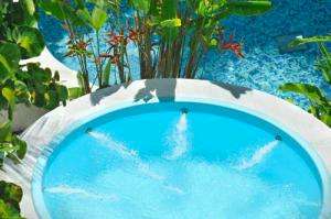 Accommodation with a Pool in Natal, Brazil