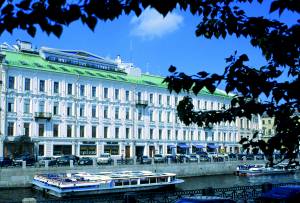 St. Petersburg Hotels