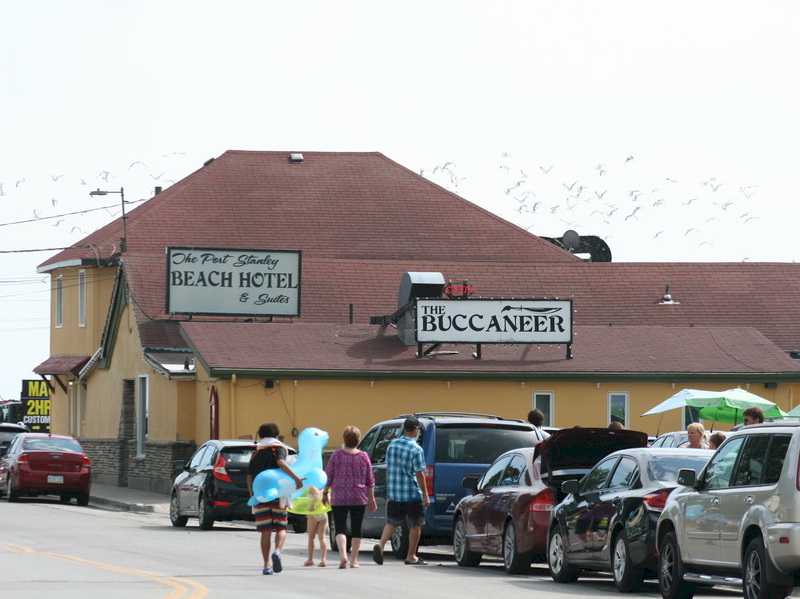 The Buccaneer Restaurant, Port Stanley Food & Drink