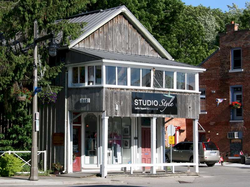 Studio Style, Port Stanley Shops